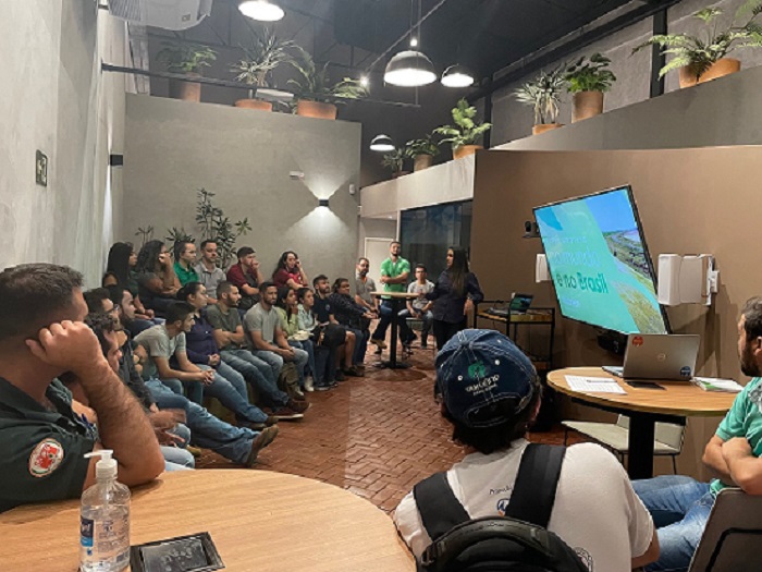 Alunos da Unipam em uma das aulas da parceria com a Nutrien